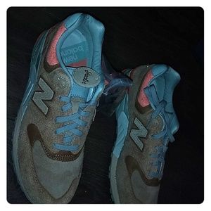 New balance × packer 999